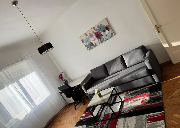 Studio Apartman Thalia